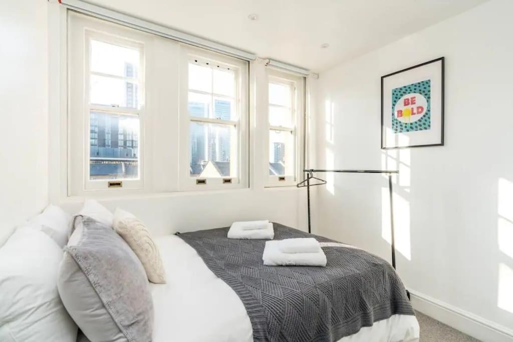 3 X Bedroom Riverside Flat With Hot Tub On Roof Terrace London Kültér fotó