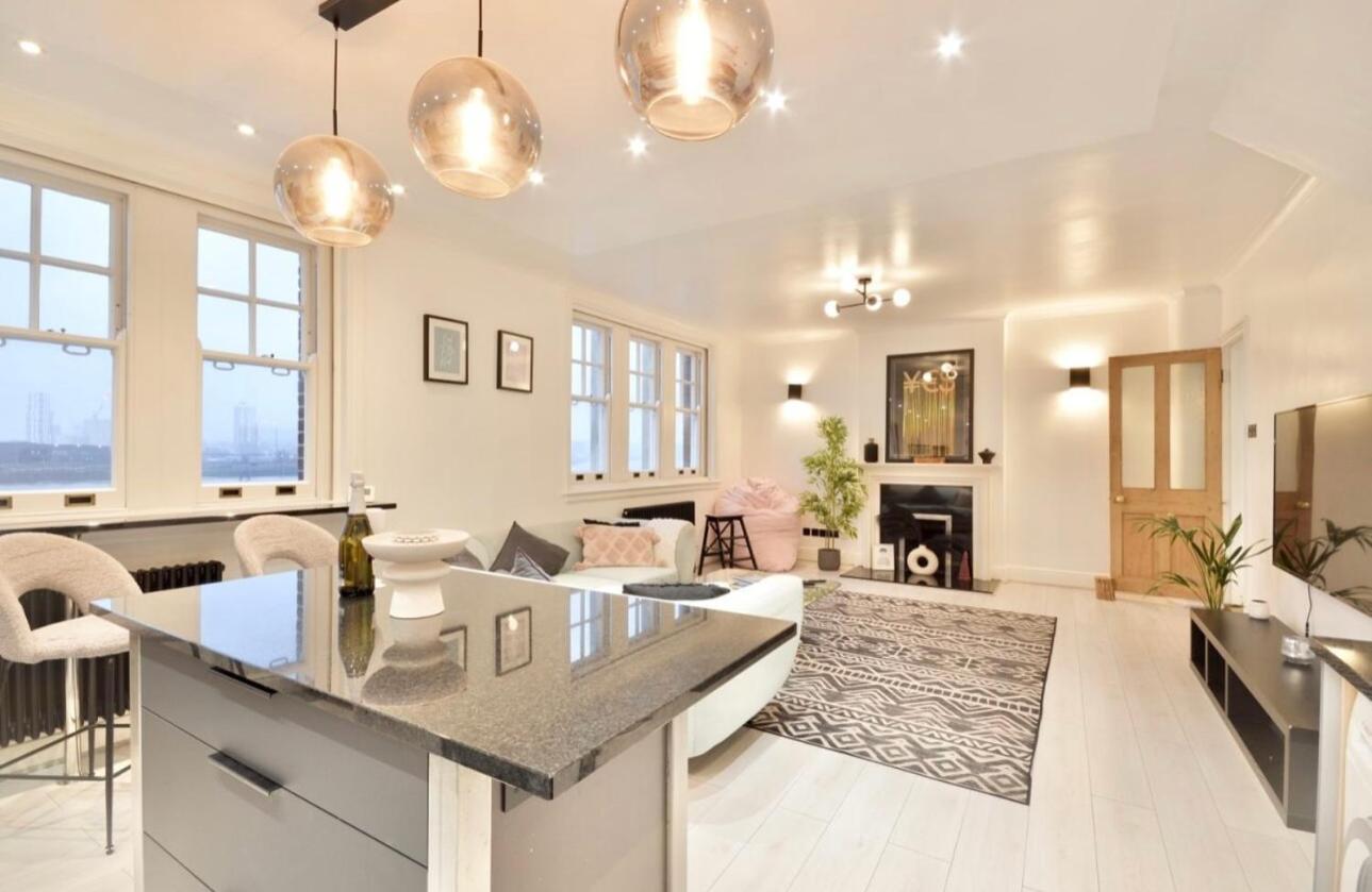 3 X Bedroom Riverside Flat With Hot Tub On Roof Terrace London Kültér fotó